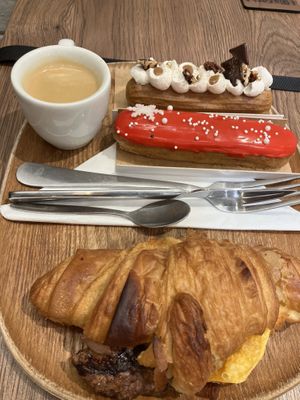   at VG Pâtisserie in Paris
