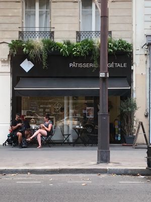 Exterior at VG Pâtisserie in Paris