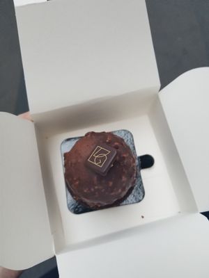 . at VG Pâtisserie in Paris