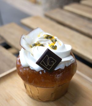 Baba coco et fruits de la passion at VG Pâtisserie in Paris