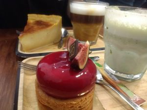 Flan and  a fig pastry at VG Pâtisserie in Paris