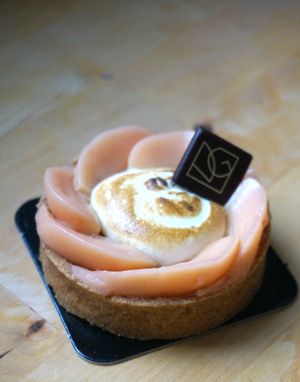 Blood orange/lemon Tartalette at VG Pâtisserie in Paris