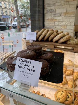 Pastries at VG Pâtisserie in Paris