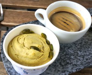 Pistachio Ice-cream at VG Pâtisserie in Paris