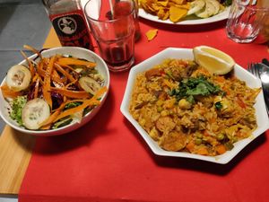 Paella and Salad at Musgo in Aveiro