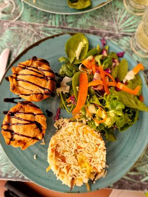 The small pies were amazing! at Musgo in Aveiro