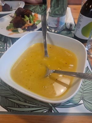 Bok choi soup 🍲 at Musgo in Aveiro