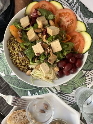 Gluten free bowl  at Musgo in Aveiro