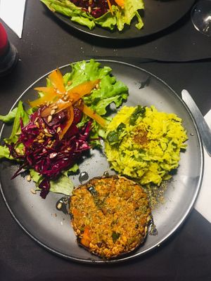 The main of the day- portobello mushroom and tofu at Musgo in Aveiro