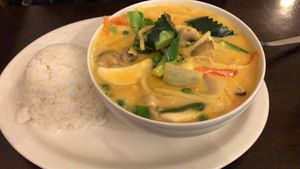 Curry at Peace Food in Essen