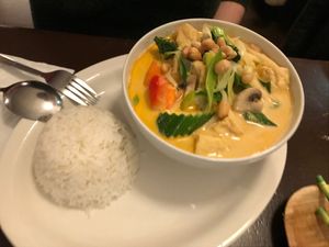 Curry at Peace Food in Essen