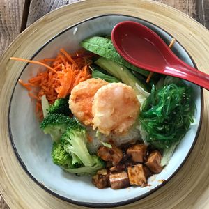 buddha bowl with tofu at Super Natural in Antwerpen
