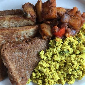 French toast platter w tofu scramble and home fries at The Grub Factory in Baltimore