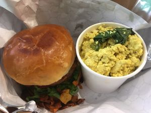 Amazing Brunch - Bacon Cheezeburger and Scrambled Tofu at The Grub Factory in Baltimore