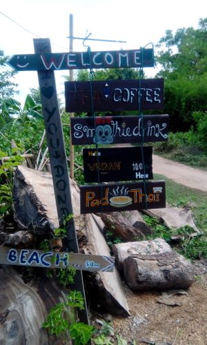 Vegan options at The Garden of Nang in Don Det