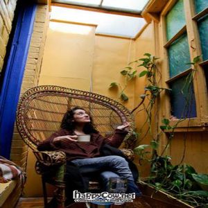  at L'Escalier in Montreal