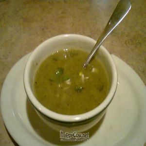 Spinach soup at L'Escalier in Montreal