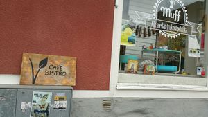 Excellent place, vegan food & desserts, family & International atmosphere at Muff  in Almhult