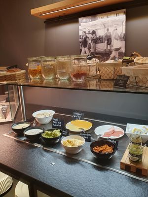 Ein kleiner Teil des Frühstücksbuffets at Waldhotel am Notschreipass in Todtnau