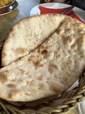 17 -Naan Brot   at Boliwood in Erlangen