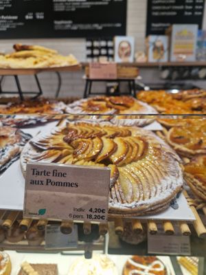  at Maison Landemaine - Pyrénées in Paris