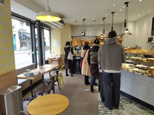 Small sitting area at Maison Landemaine - Pyrénées in Paris