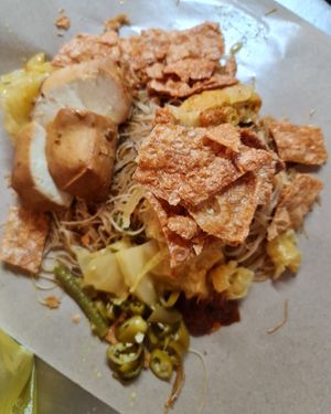 $3.50 chey mee hoon ~ 12/4/22 at Tpy203 Vegetarian Food - Toa Payoh in Central Singapore