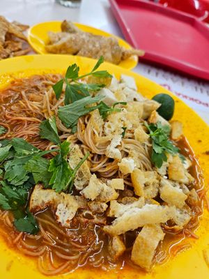 Spicy Mee Siam ~ 13/9/23 at Tpy203 Vegetarian Food - Toa Payoh in Central Singapore