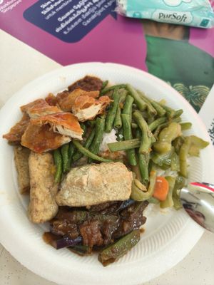 $5 lunch at Tpy203 Vegetarian Food - Toa Payoh in Central Singapore