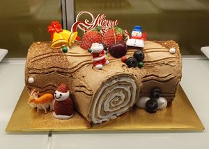 Vegan Christmas Cake at M Bakery in Central Singapore