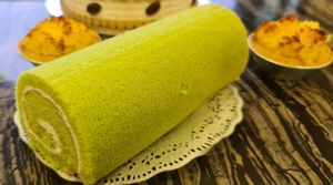 Vegan Pandan Swiss Roll😋😍🤤 at M Bakery in Central Singapore
