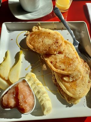 Fantastische Pancakes mit apfelkompott at Cookie's Veggies in Dorsten