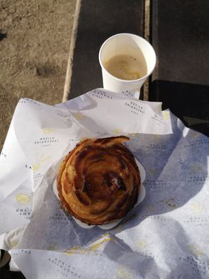 Apple pie at Maison Landemaine - Monge in Paris