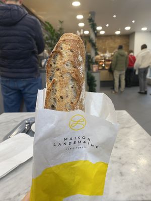 Baguette Cereales  at Maison Landemaine - Clichy in Paris