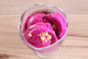 Pink Dragonfruit Nice Cream at Vida Lotus in Limon Campana Capira