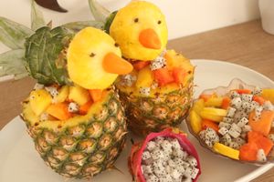 Pineapple Parrots at Vida Lotus in Limon Campana Capira