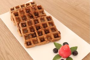 Waffles with chocolate chips at Vida Lotus in Limon Campana Capira