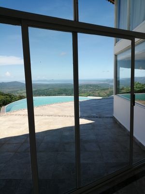 Desde adentro se puede apreciar esto desde la ventana, hermoso lugar, bien ubicado y la comida deliciosa, excelente atención y masage espectacular at Vida Lotus in Limon Campana Capira