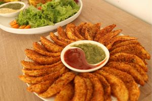 Western fries at Vida Lotus in Limon Campana Capira