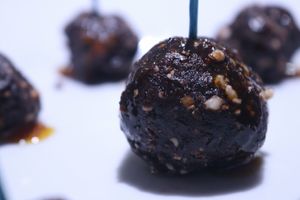 Vegan truffle balls at Vida Lotus in Limon Campana Capira