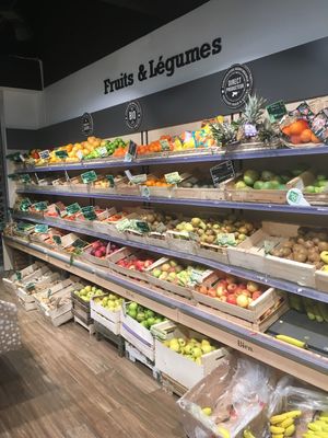 Fruits et légumes  at Bien L'Epicerie - Saint-Gilles in Paris