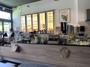 Inside at Dean & David - Karl Liebknecht in Berlin