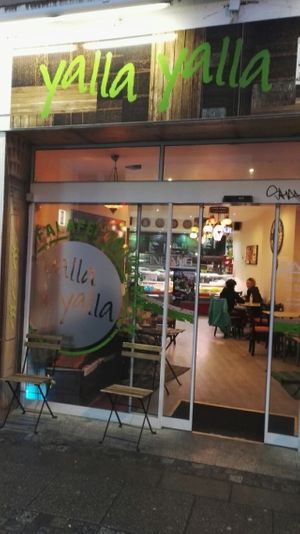 front at Yalla Yalla Falafel in Bremen