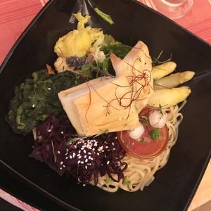 Asparagus Bowl with Tofu at Stiftskeller in St Florian
