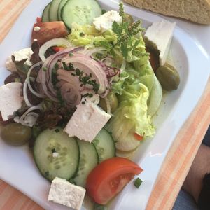 vegan greek salad with almond feta cheese at Stiftskeller in St Florian