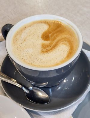 Cafe au lait d, avoine at Maison Landemaine - Oberkampf in Paris