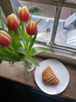 chausson aux pommes at Maison Landemaine - Beaumarchais in Paris