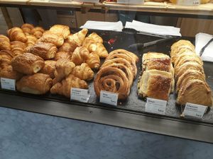 Vegan croissant and vegan apple turnover at Maison Landemaine - Crozatier in Paris