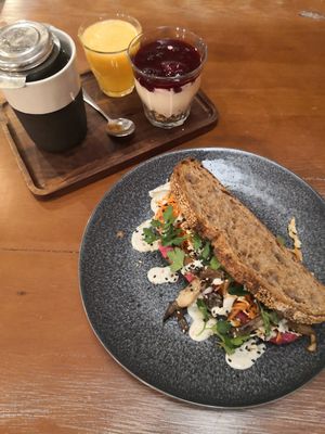 Vrunch with mushrooms sandwich at La Colectiva Cafe in Madrid