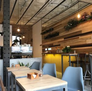 Specialty Coffee & Vegan Bakery at La Colectiva Cafe in Madrid